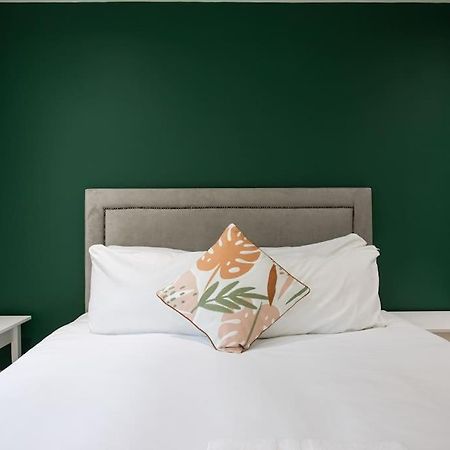 Luxury, Sleeps 6, City Centre 贝尔法斯特 外观 照片