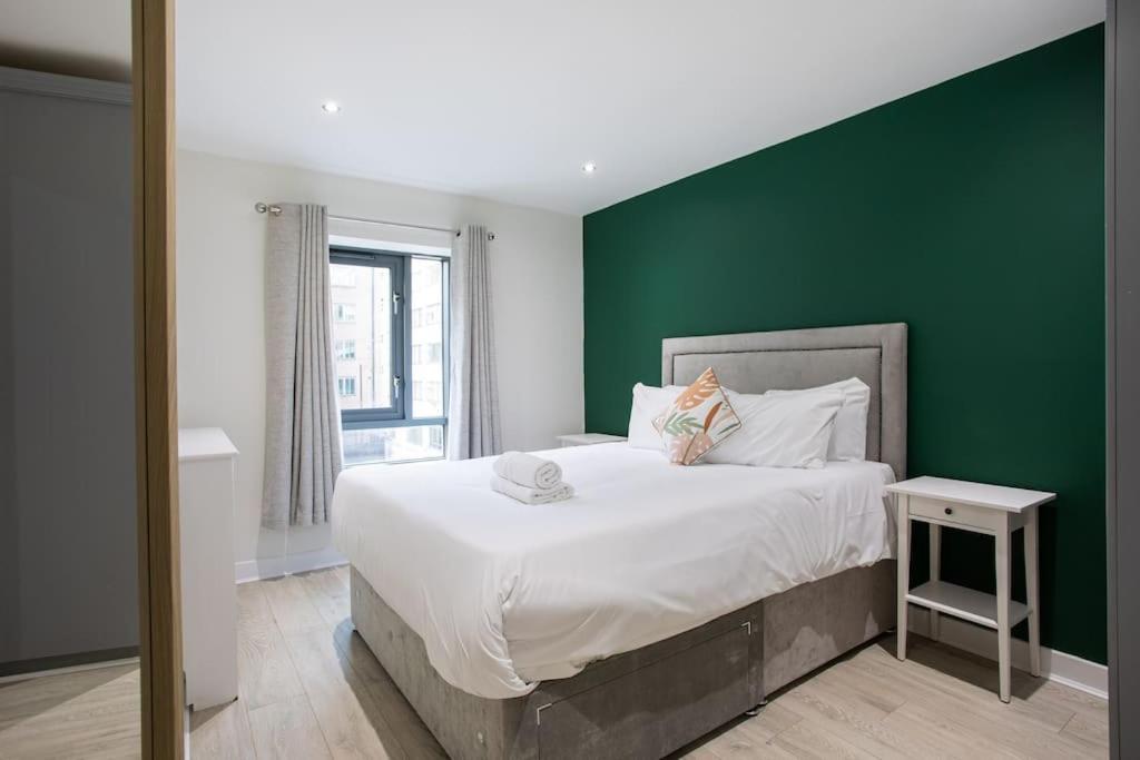 Luxury, Sleeps 6, City Centre 贝尔法斯特 外观 照片