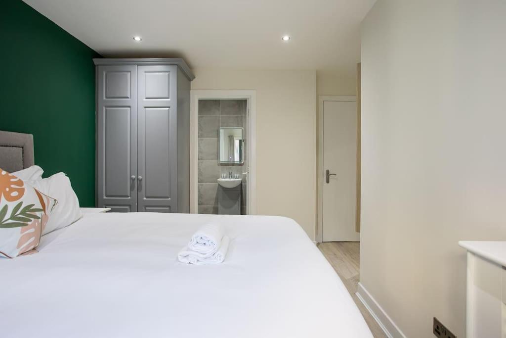 Luxury, Sleeps 6, City Centre 贝尔法斯特 外观 照片
