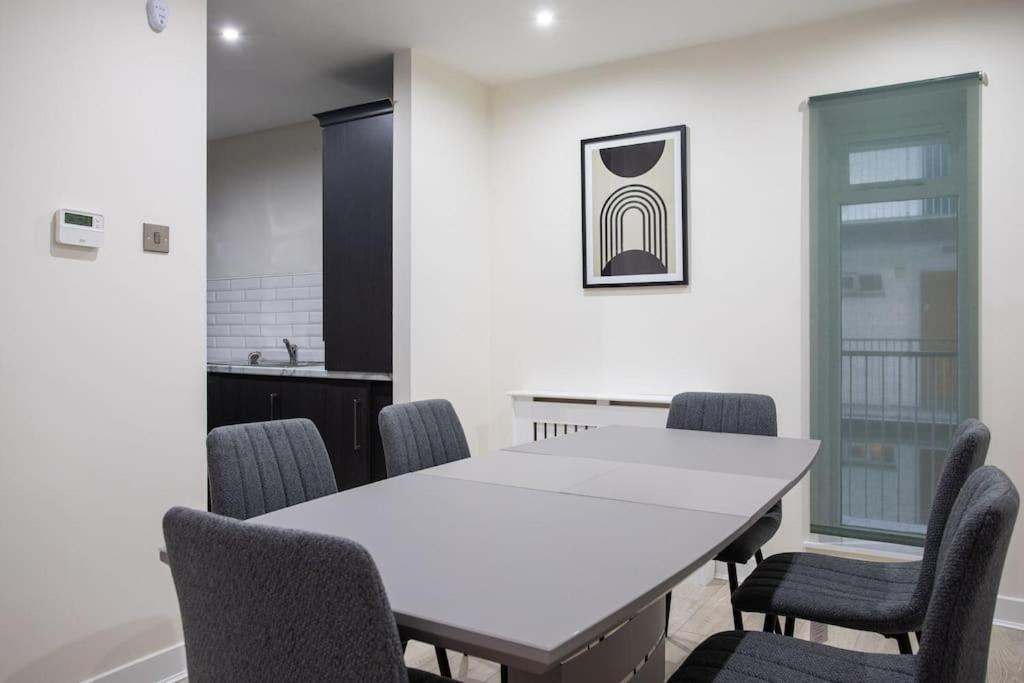 Luxury, Sleeps 6, City Centre 贝尔法斯特 外观 照片