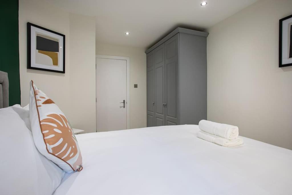 Luxury, Sleeps 6, City Centre 贝尔法斯特 外观 照片